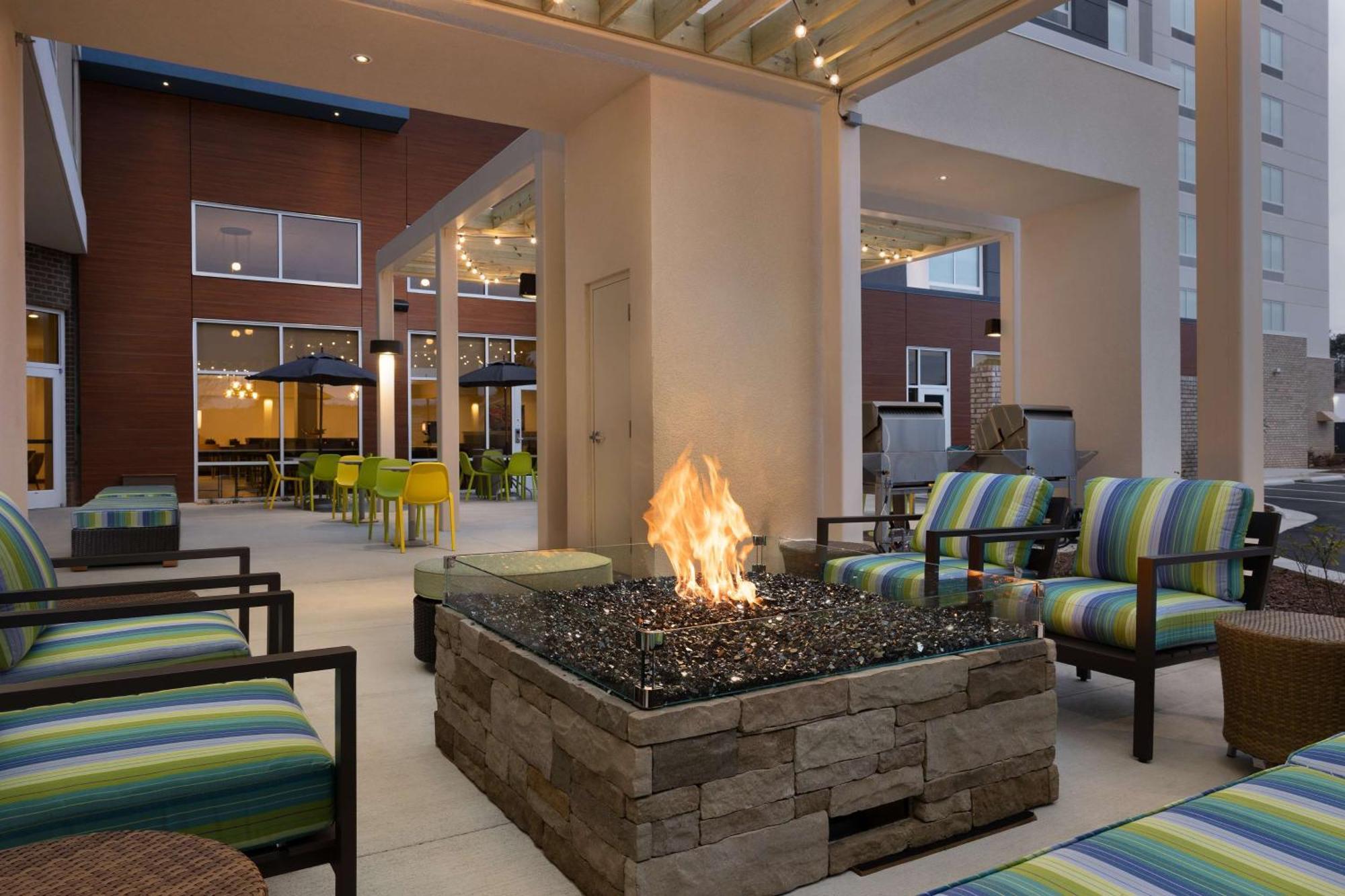 Home2 Suites By Hilton Durham University Medical Center Eksteriør billede